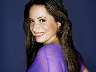 Holly Marie Combs Smiling Wallpaper
