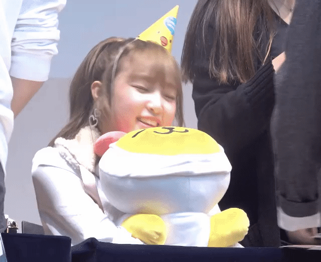 (아이즈원) 볼 때마다 기분 좋아지는 예나