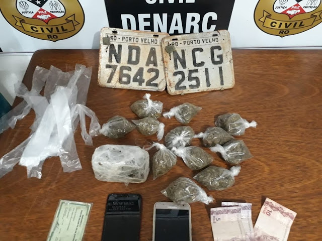 SUPER MACONHA – Agentes do Denarc prendem trio com maconha skunk 5 SUPER MACONHA – Agentes do Denarc prendem trio com maconha skunk