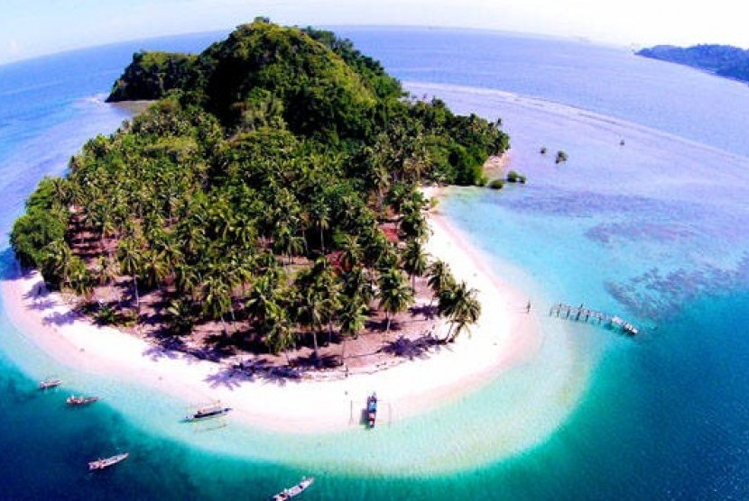 Wisata Pulau Mandeh Image