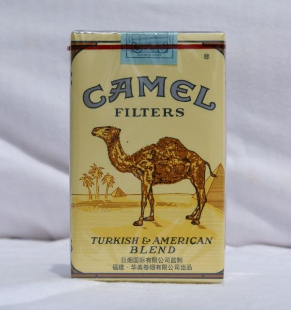 Camel какие вкусы. Пачка сигарет кэмел желтый. Camel сигареты 2022. Сигареты кэмел ориджинал. Кэмел 1913 желтый.