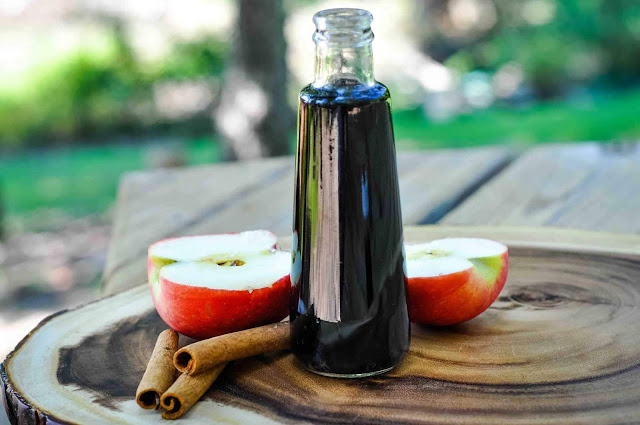 This DIY elderberry syrup can help keep you healthy