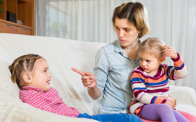 Anak Masih Kecil Sudah Berani Berkata Kotor? Jangan Dibentak Ini Langkah yang Benar Anak Masih Kecil Sudah Berani Berkata Kotor? Jangan Dibentak Ini Langkah yang Benar