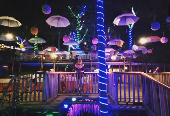 Dowes29.com: Harga Menu The Hills Vaganza Kudus Harga ...