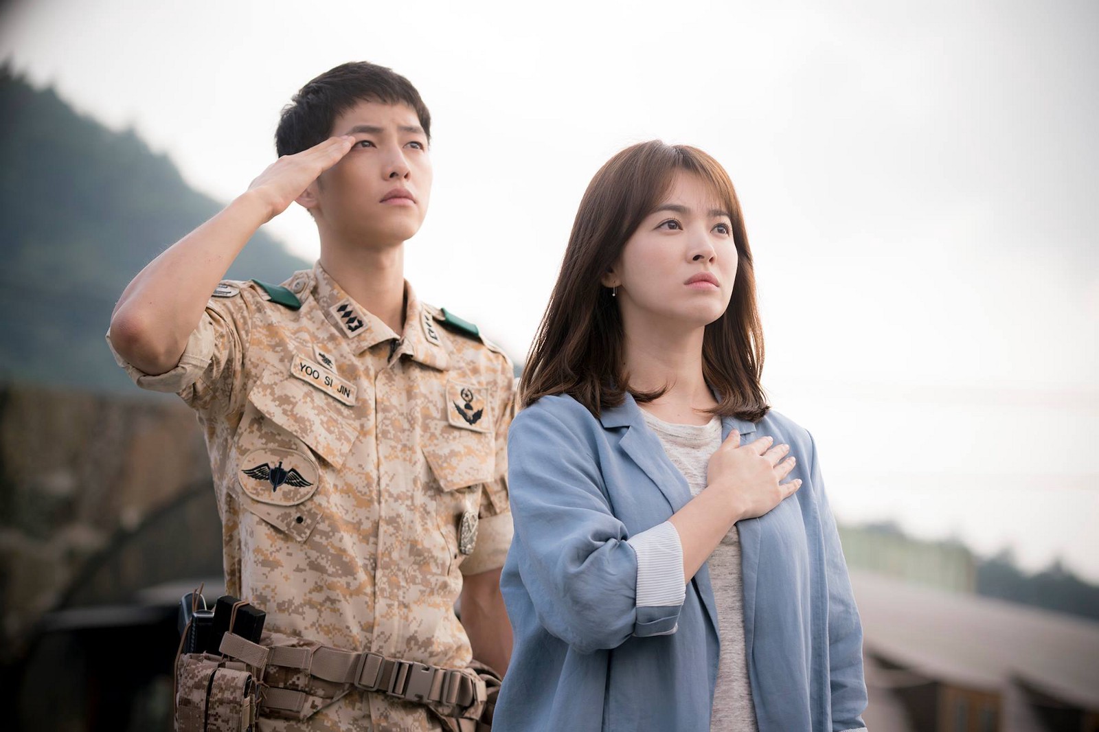 Descendants of the Sun Subtitle Indonesia Episode 1 16