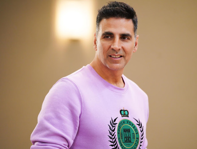 How much Akshay Kumar is charging for his digital debut