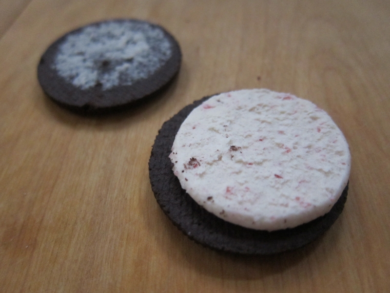 Review Trader Joe's Candy Cane JoeJoe's