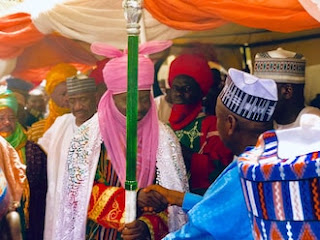 Rikici ya balle tsakanin gwamnatin Kano, masarauta da kuma Nasiru Ado Bayero Rikici ya balle tsakanin gwamnatin Kano, masarauta da kuma Nasiru Ado Bayero