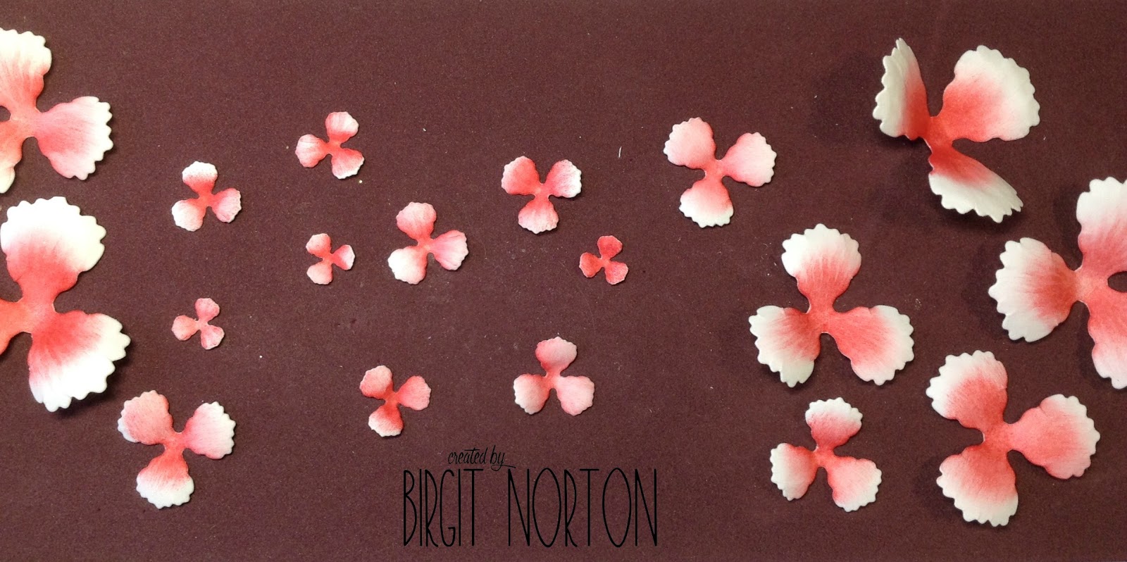 Dies R Us Poppy Gift Set