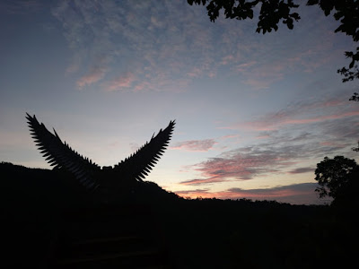 Sore hari menjadi saat yang tepat untuk menikmati alam Pegunungan Muria di kawasan wisata Rimong Indah 