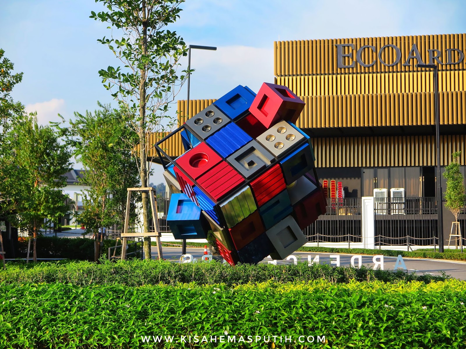 Alam tempat menarik di shah Tempat Menarik