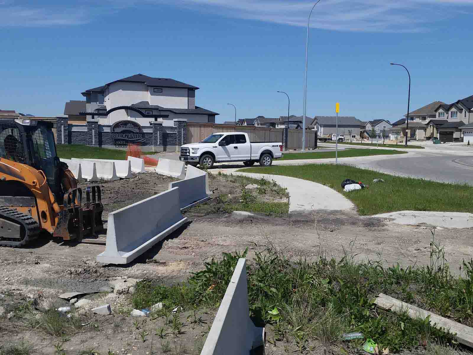 yard cleaning services Winnipeg GRASS CUTTING AND YARD CLEANING WINNIPEG