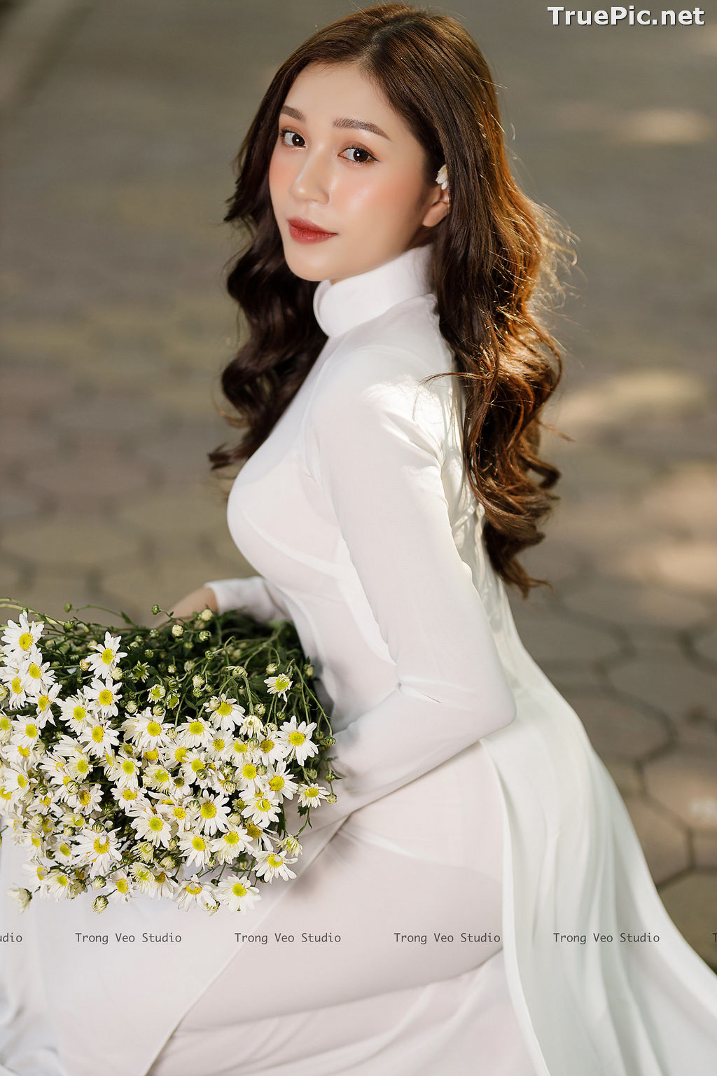 Image The Beauty of Vietnamese Girls with Traditional Dress (Ao Dai) #1 - TruePic.net - Picture-23