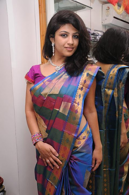 Telugu Actress Supriya Glam Pics In Saree Navel Queens
