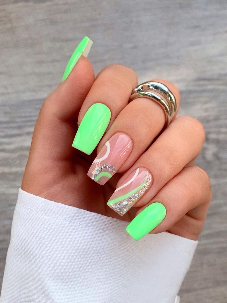 Short colorful summer nail design ideas. | MÉLÒDÝ JACÒB