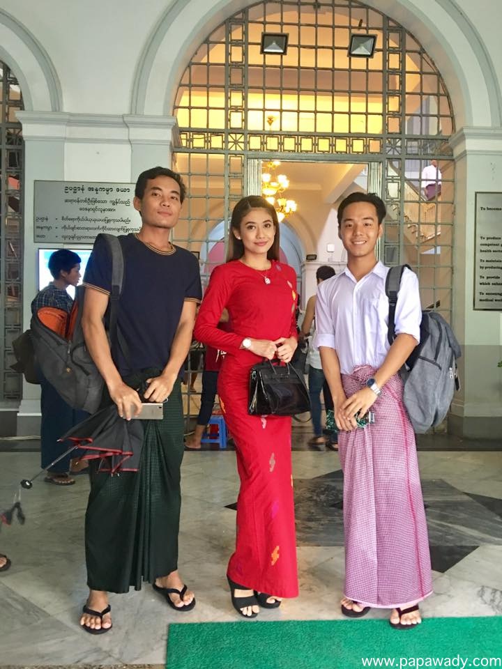 Pretty Thinzar Wint Kyaw In Green Fashion Myanmar Dress 
