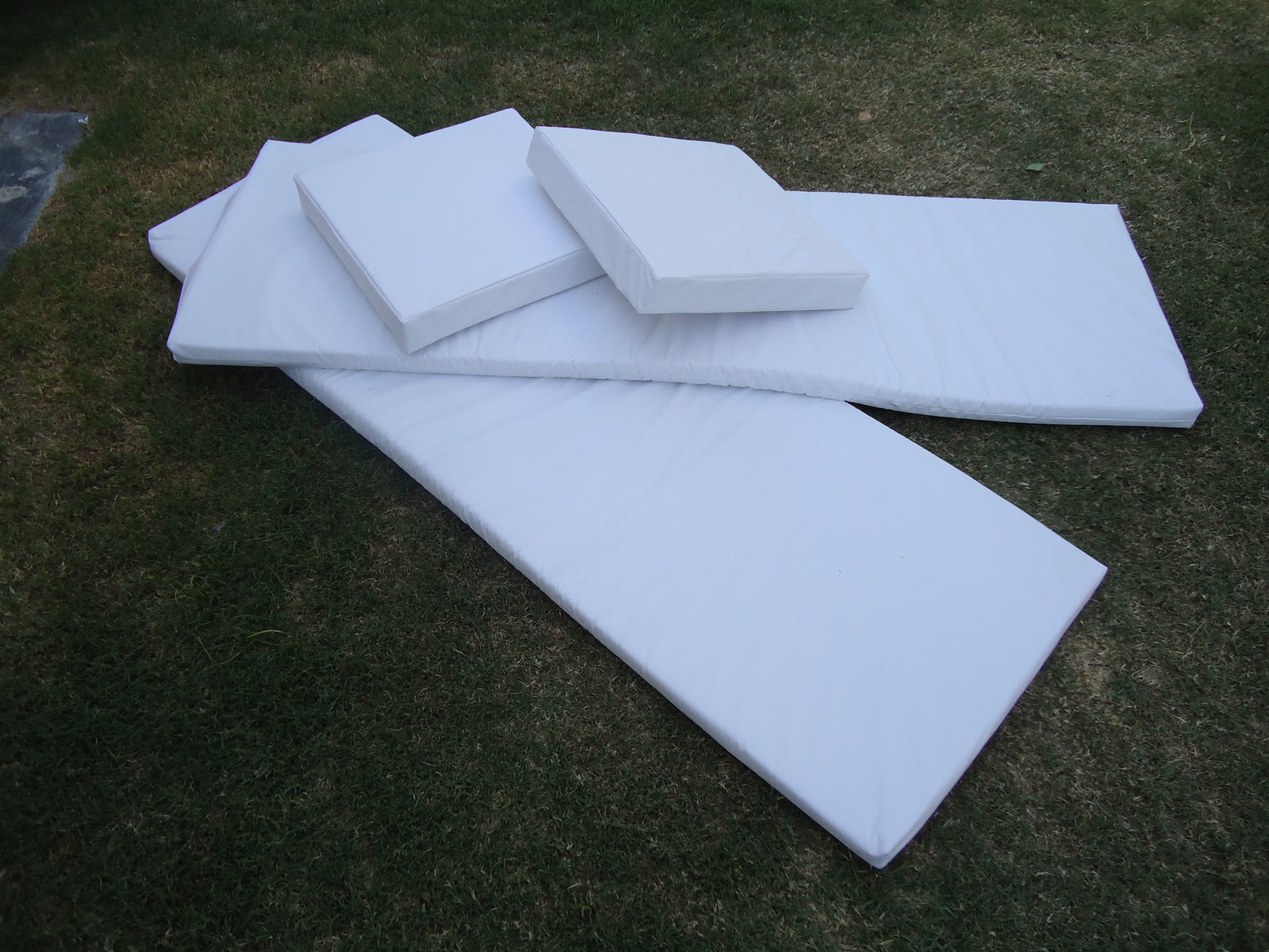 MUEBLES RUSTICOS PARA EXTERIOR