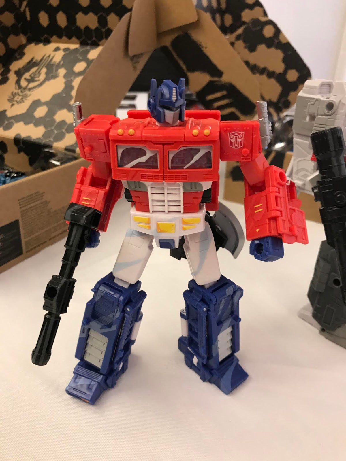 Daily Prime - Transformers Prime Universe RED Optimus Prime