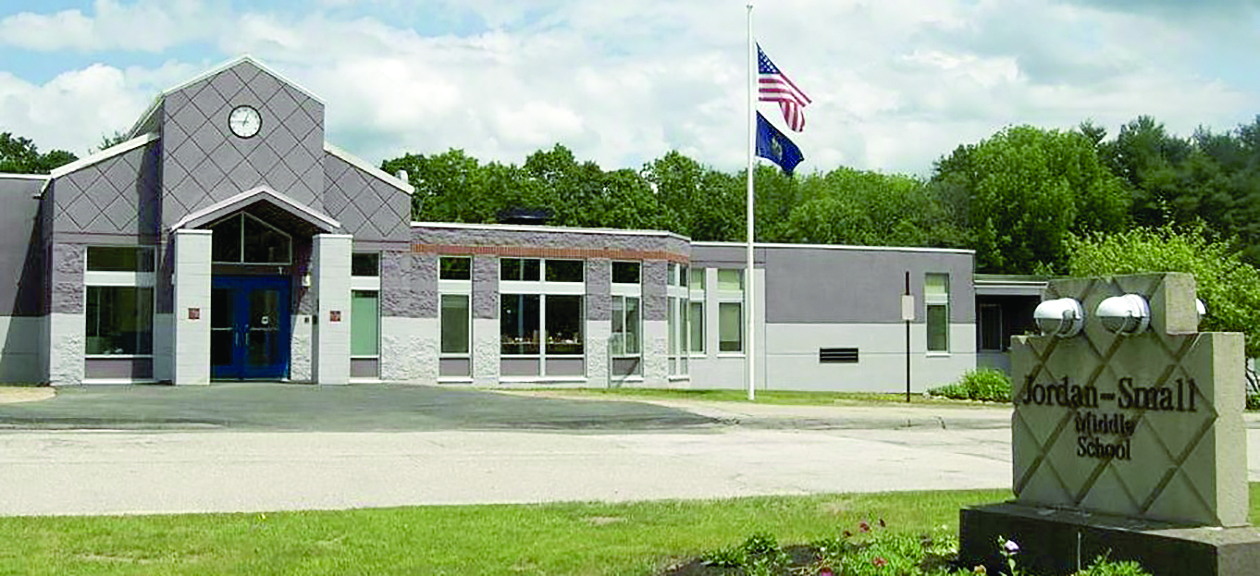 The Windham Eagle Raymond seeks feedback as initial RSU 14 withdrawal