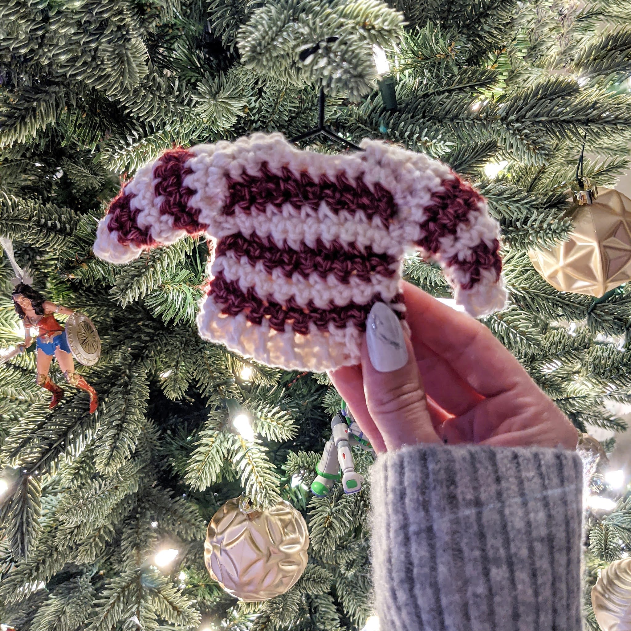 13 Simple DIY Ornaments for Christmas Using Yarn - Easy Crochet Patterns