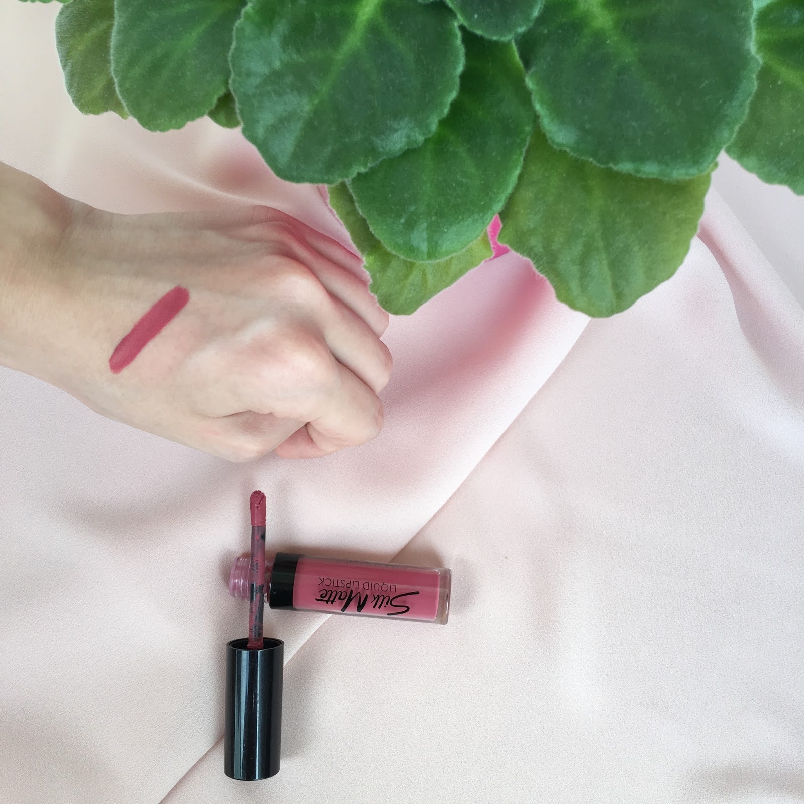 FLORMAR SİLK MATTE LİQUİD LİPSTİCK-LİKİT RUJLAR