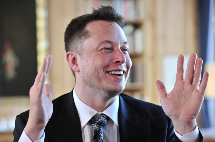 Elon Musk confirms that he just bought back X.com, the domain he owned in 1999
