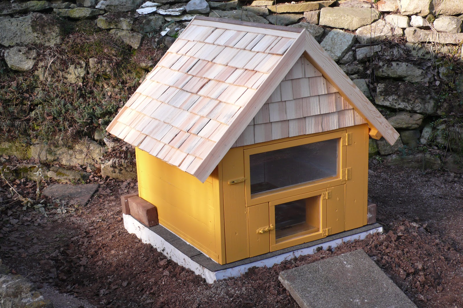 ProTier: Landschildkröten im Garten - Freigehege, Unterschlupfhaus für