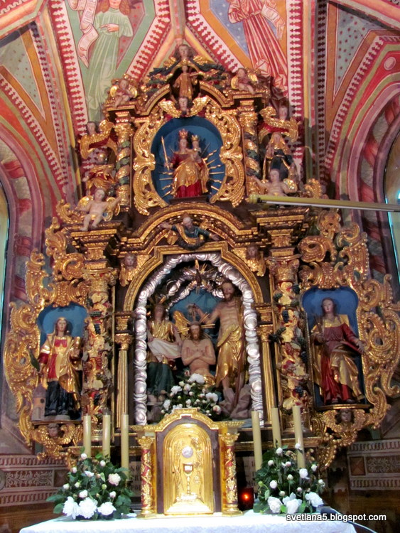 cerkev sv. Janeza Krstnika, Suha pri Škofji Loki Slovenija, Gorenjska