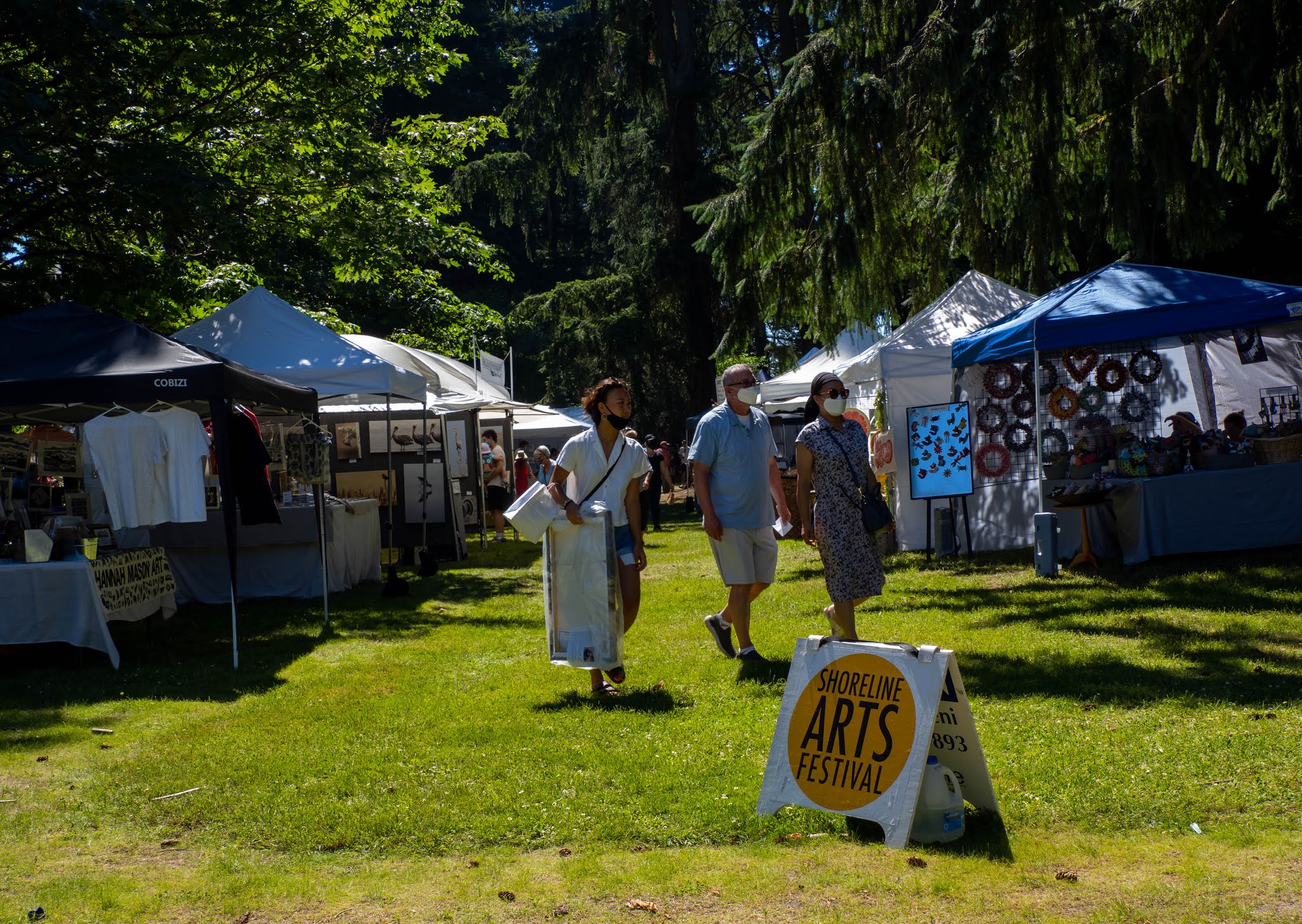 Shoreline Area News Shoreline Arts Festival finishes under the trees