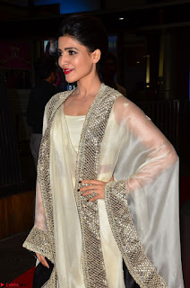Samantha Ruth Prabhu cute in Lace Border Anarkali Dress with Koti at 64th Jio Filmfare Awards South ~  Exclusive 005