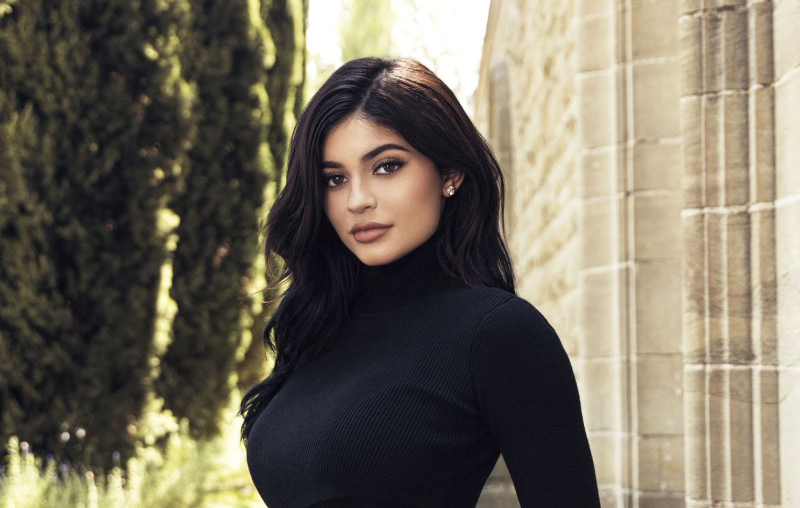 Kylie Jenner Net Worth 2020 | UrNetworth