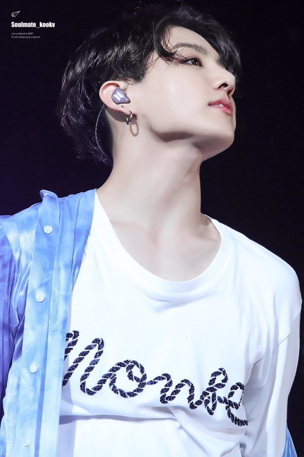 [THEQOO] La linda e inocente cara de Jungkook que es diferente a su