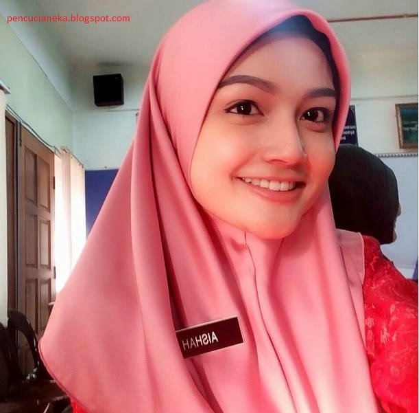 10 Gambar Selfie Cikgu Puteri Aishah Yang Super Cantik. | Kaki Berita