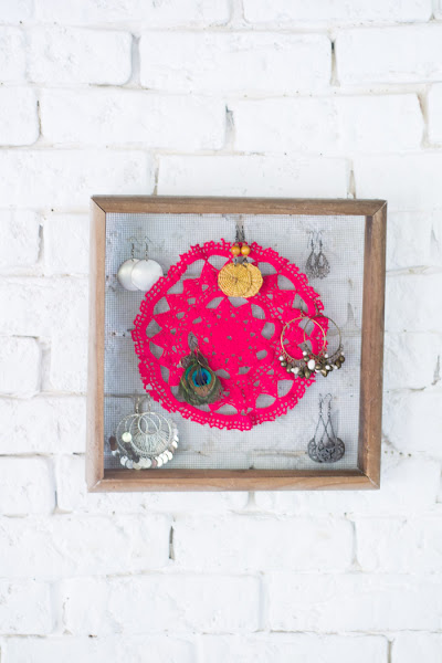 Marco para joyas con tapete diy