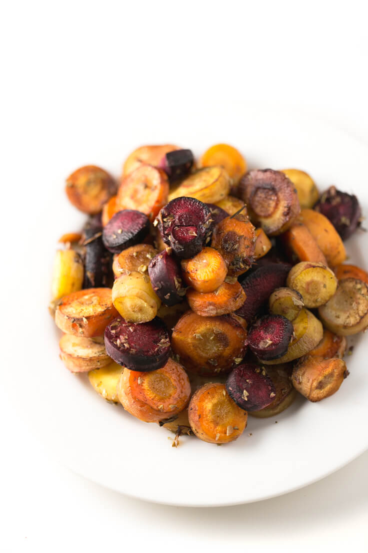 Roasted Carrots Without Oil - Roasting carrots without oil is a breeze. It is a healthy, wealthy, and nutritious dish, perfect for eating as a garnish for the main dish. Roasted Carrots Without Oil - Roasting carrots without oil is a breeze. It is a healthy, wealthy, and nutritious dish, perfect for eating as a garnish for the main dish.
