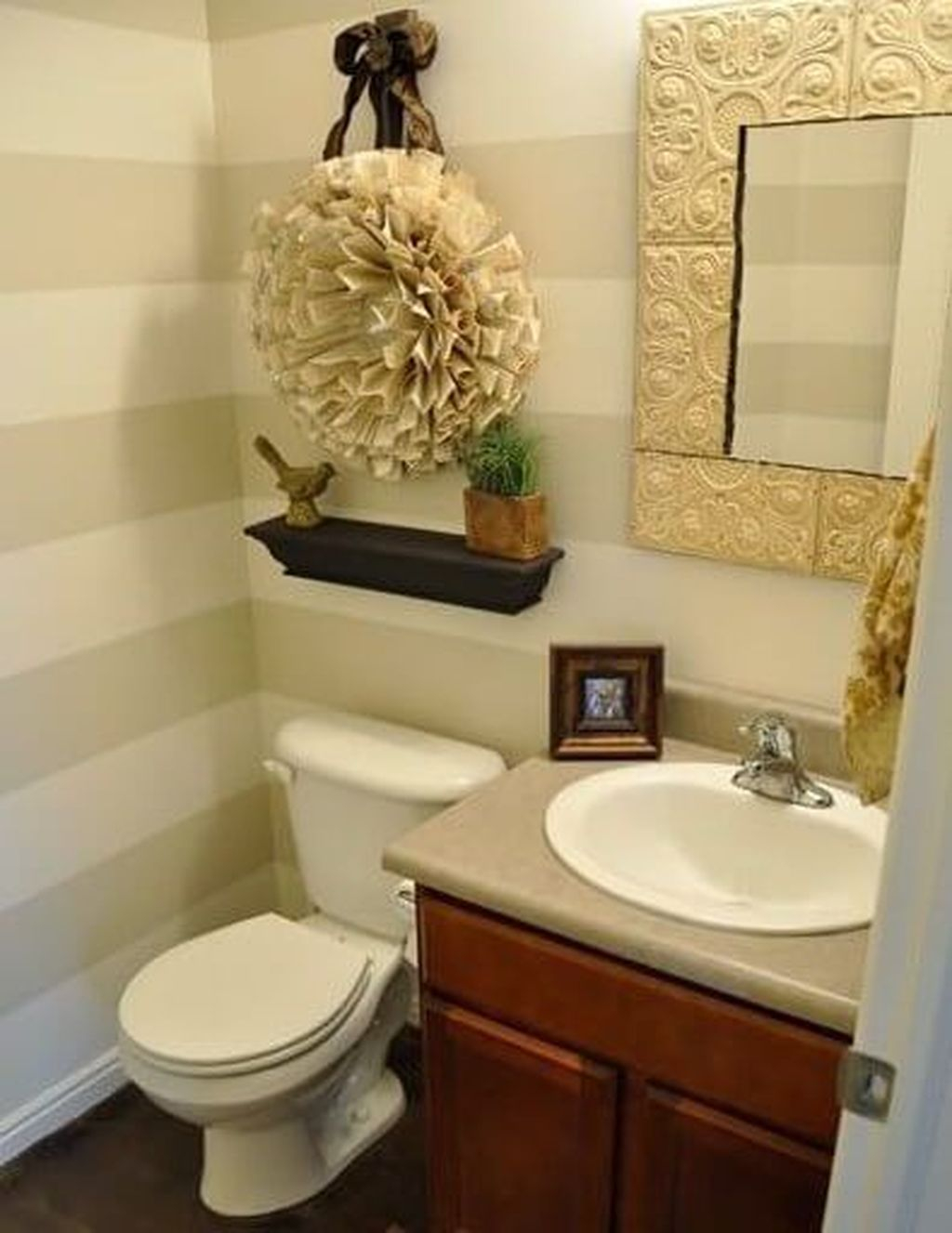 30+ Stunning Small Half Bathroom Designs Ideas