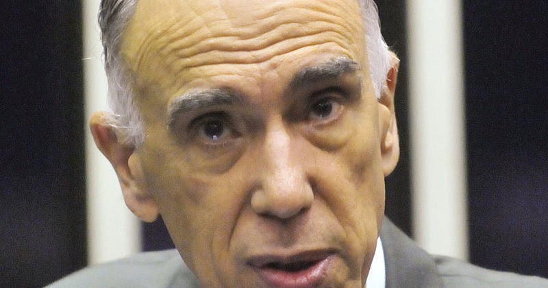 BLOG DO ROBERTO ALMEIDA MARCO MACIEL É HOMENAGEADO EM BRASÍLIA