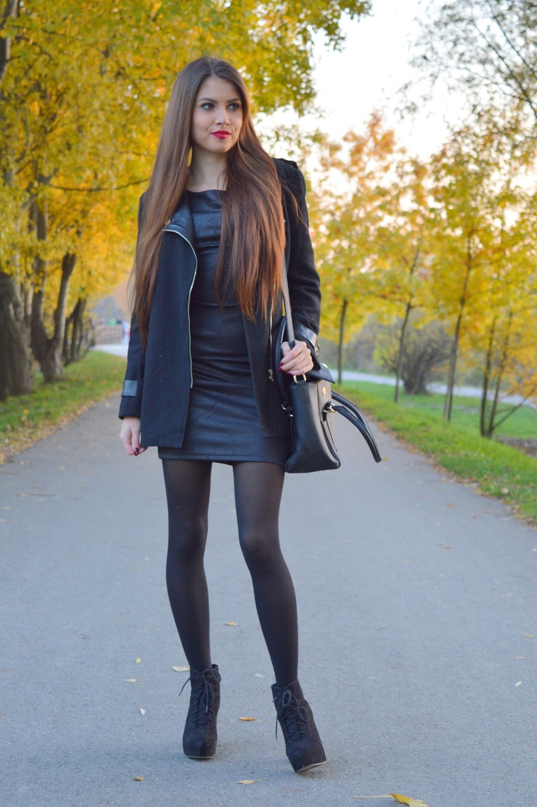 Fashion for your legs: All black