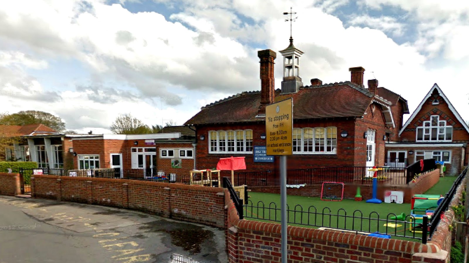 Historical Cookham Holy Trinity School 75 Years Of Change 