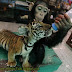 Lihat yuk Saat Monyet Memberi Susu Kepada Anak Harimau