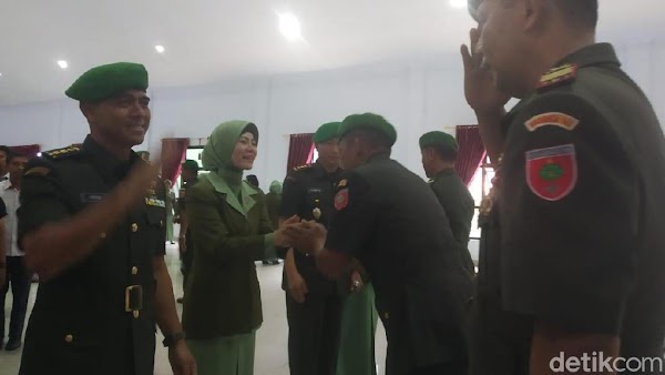 Rangkul Istri, Kolonel HS Legawa Dicopot dari Dandim Kendari