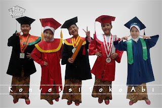 jual toga wisuda tk