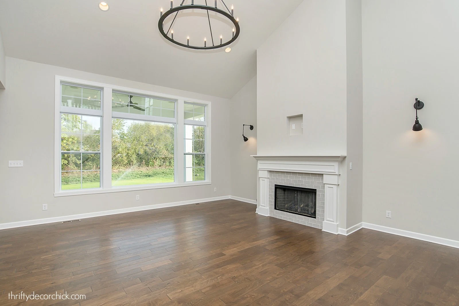 Two story great room with fireplace 