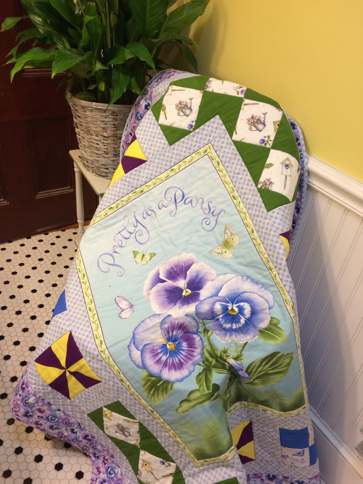 Henry Glass Fabrics Let's Get Quilting 7 pc Pretty as a Pansy bundle