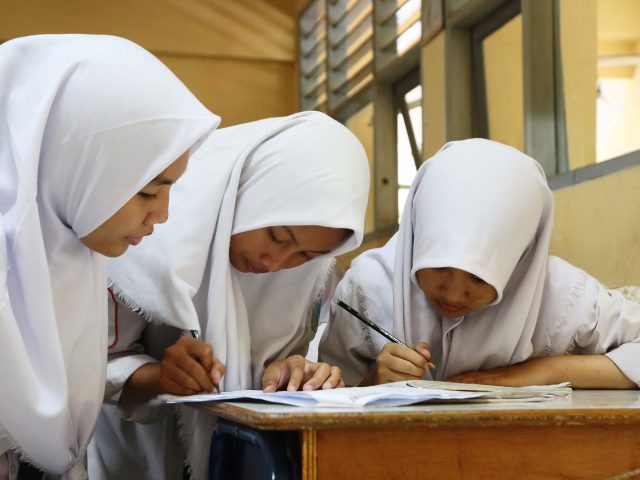 PTK BK KELAS 12 SMA PENERAPAN LAYANAN BIMBINGAN KELOMPOK