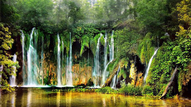 Liburan ke Tempat Itu-itu Saja? Coba, Deh, 15 Wisata Anti Mainstream