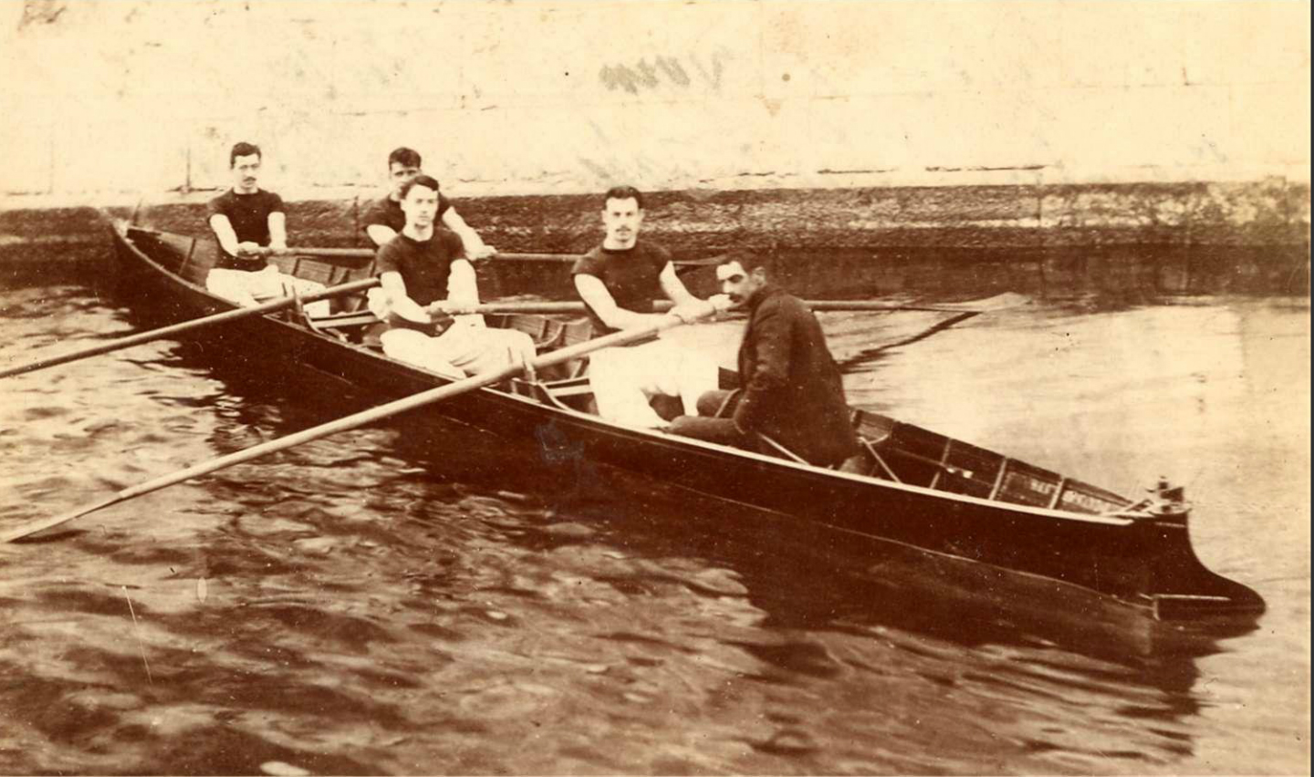 La jugada vintage Seville Rowing Club, los ingleses del Guadalquivir