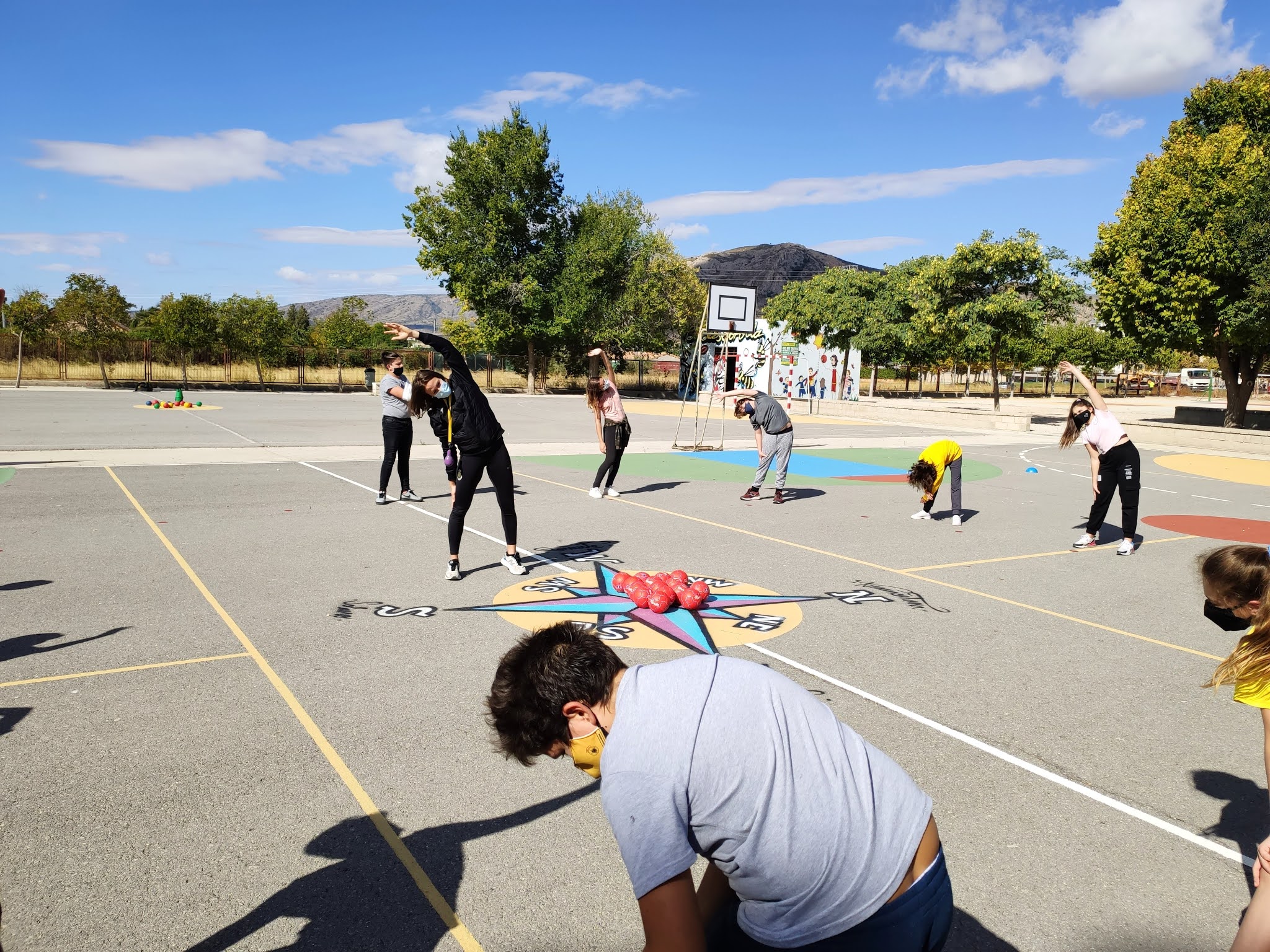 Área de Educación Física (C.P. Pintor Sorolla) Elda FIRST HANDBALL