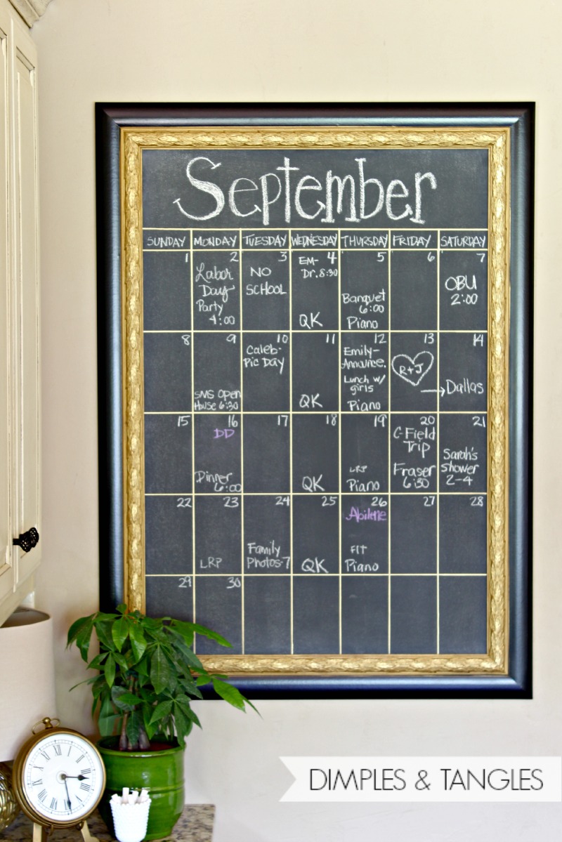 DIY OVERSIZED CHALKBOARD CALENDAR