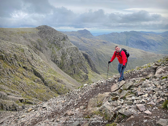 Scafell Pike walk Corridor route map height climbing best route up, Seathwaite Lake District Lakes Wasdale 3 peaks